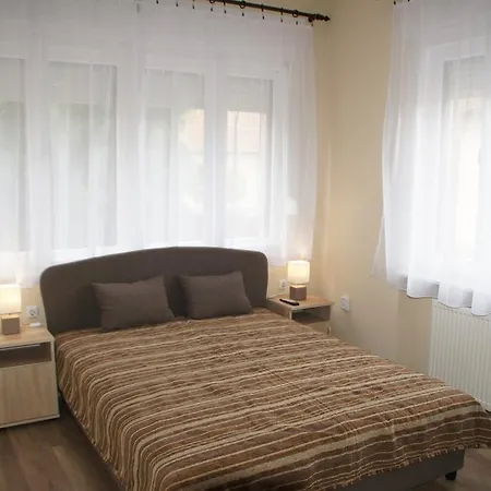 Fonix Apartman